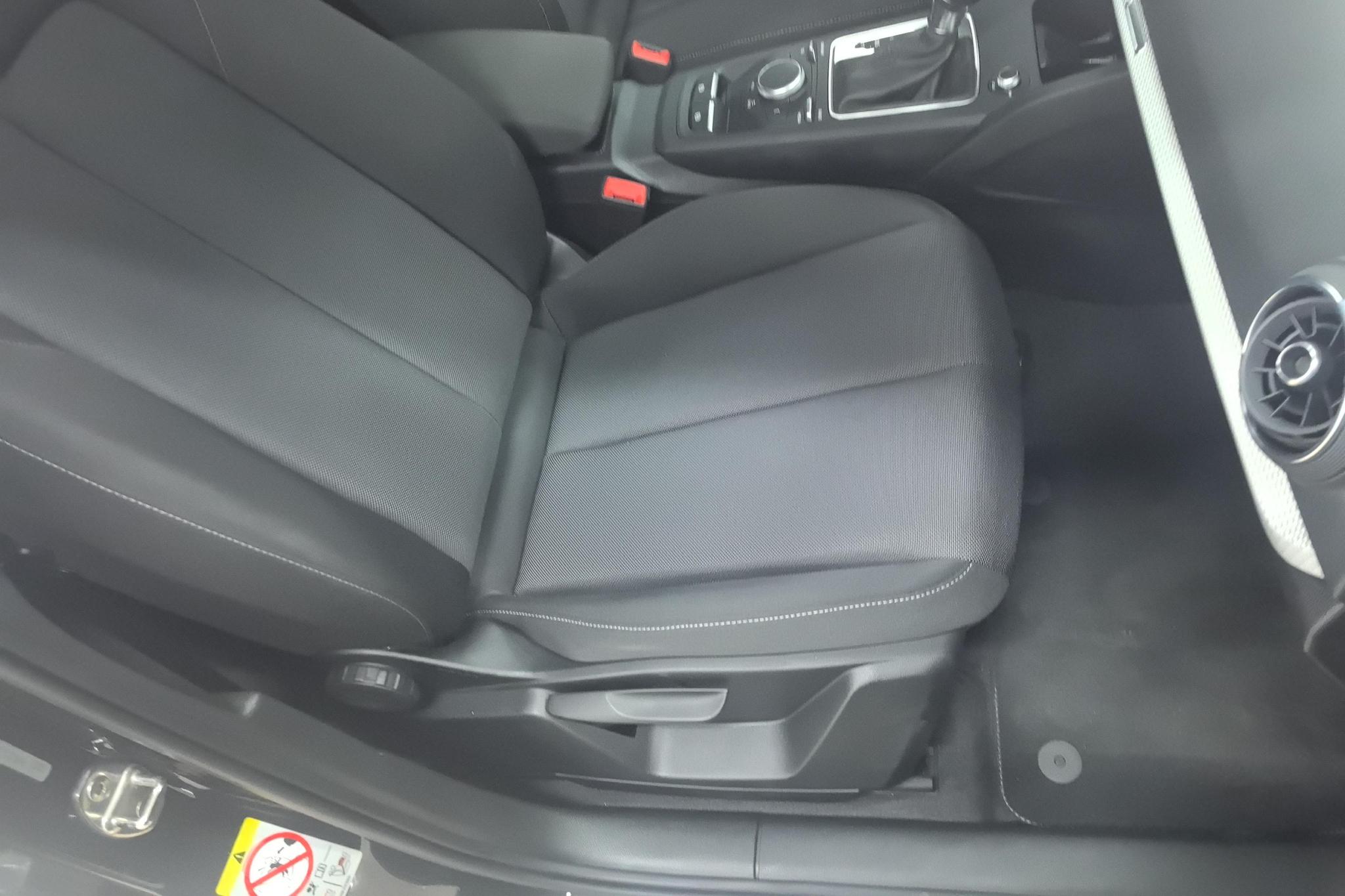 Audi Q2L 2020 35TFSI