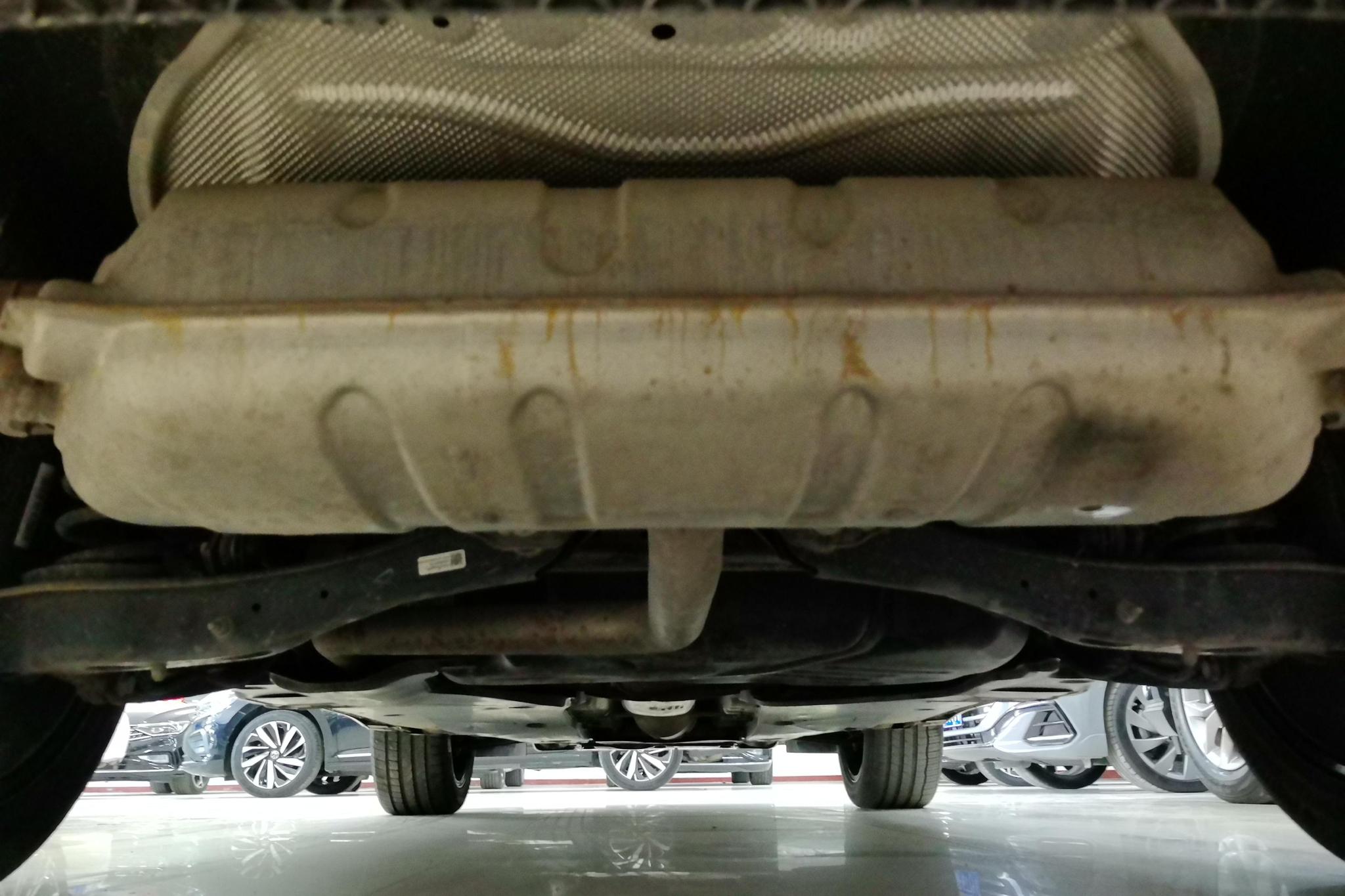 Volkswagen Tiguan L L 2021 330TSI AT R-Line