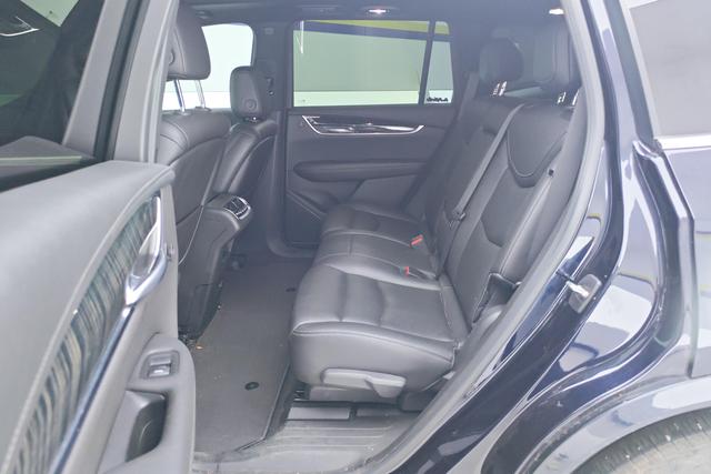Cadillac XT6 2022 2.0 T 2 WDLuxury — фото 16