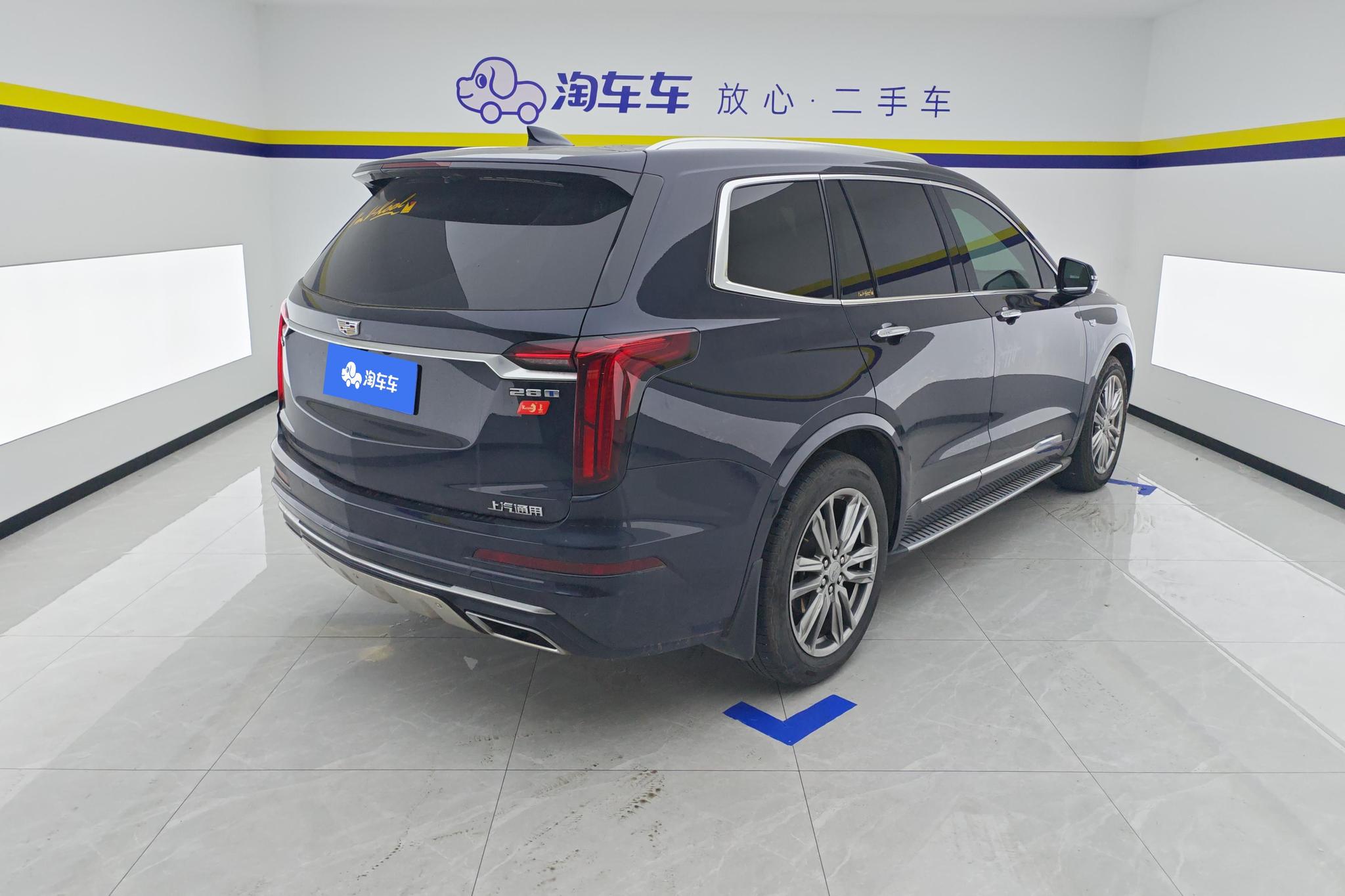 Cadillac XT6 2022 2.0T мест Luxury