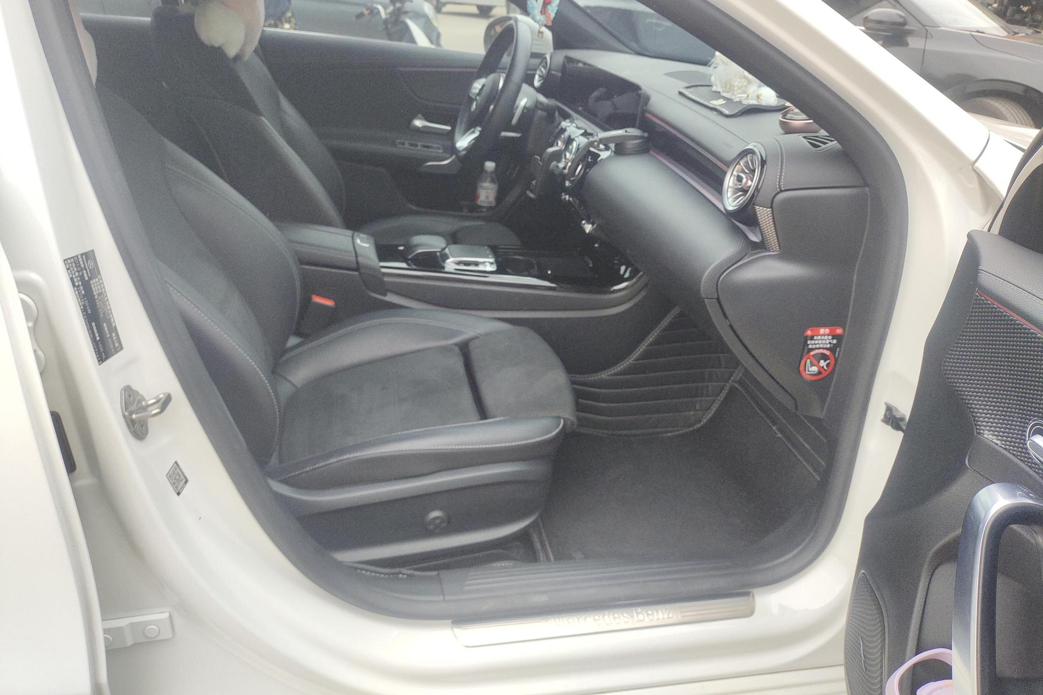 Mercedes-Benz A-Class A 2020 A 200 L Sport Fashion
