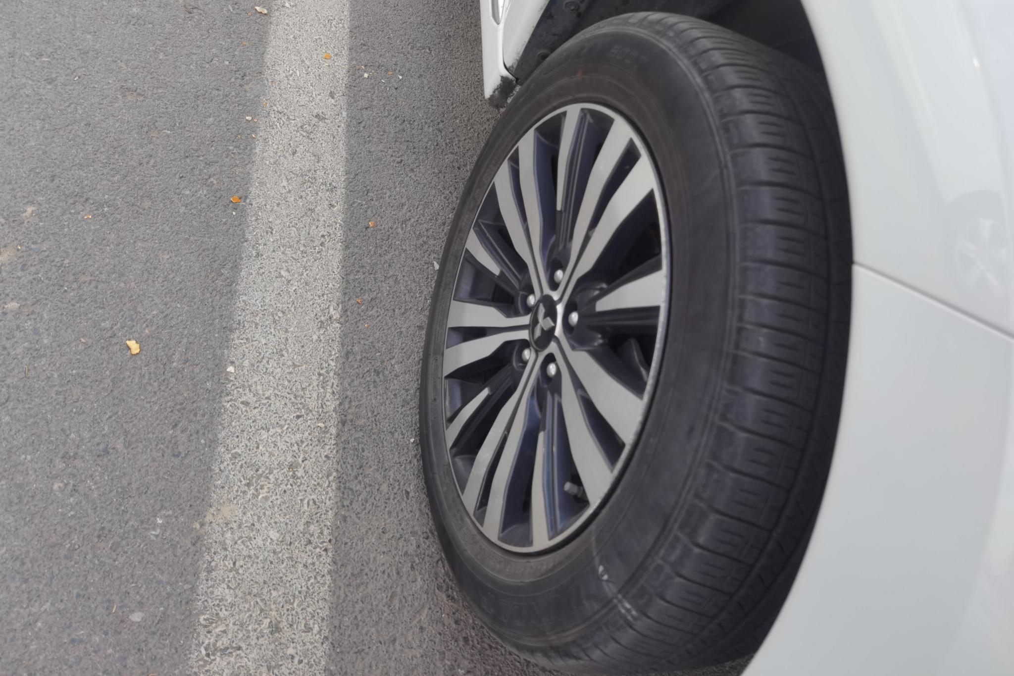 Mitsubishi Outlander 2021 2.4L 7 мест