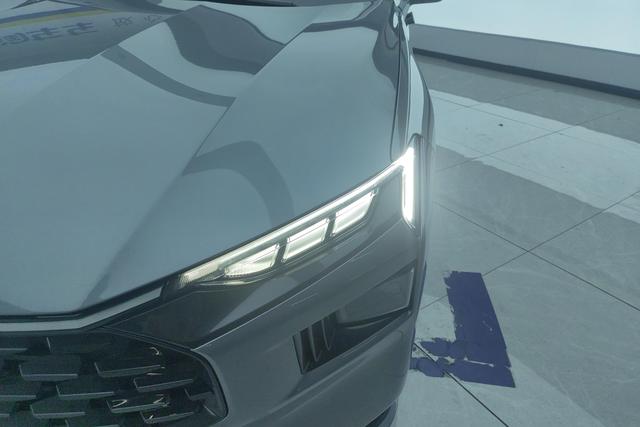 Ford Mondeo 2022 Eco Boost 245 — фото 6