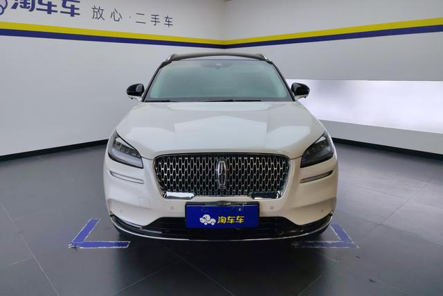 Lincoln Corsair 2022 2.0 T 2 WD — фото 2