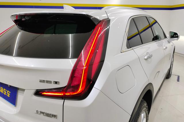Cadillac XT4 2021 28 T 2 WD — фото 11