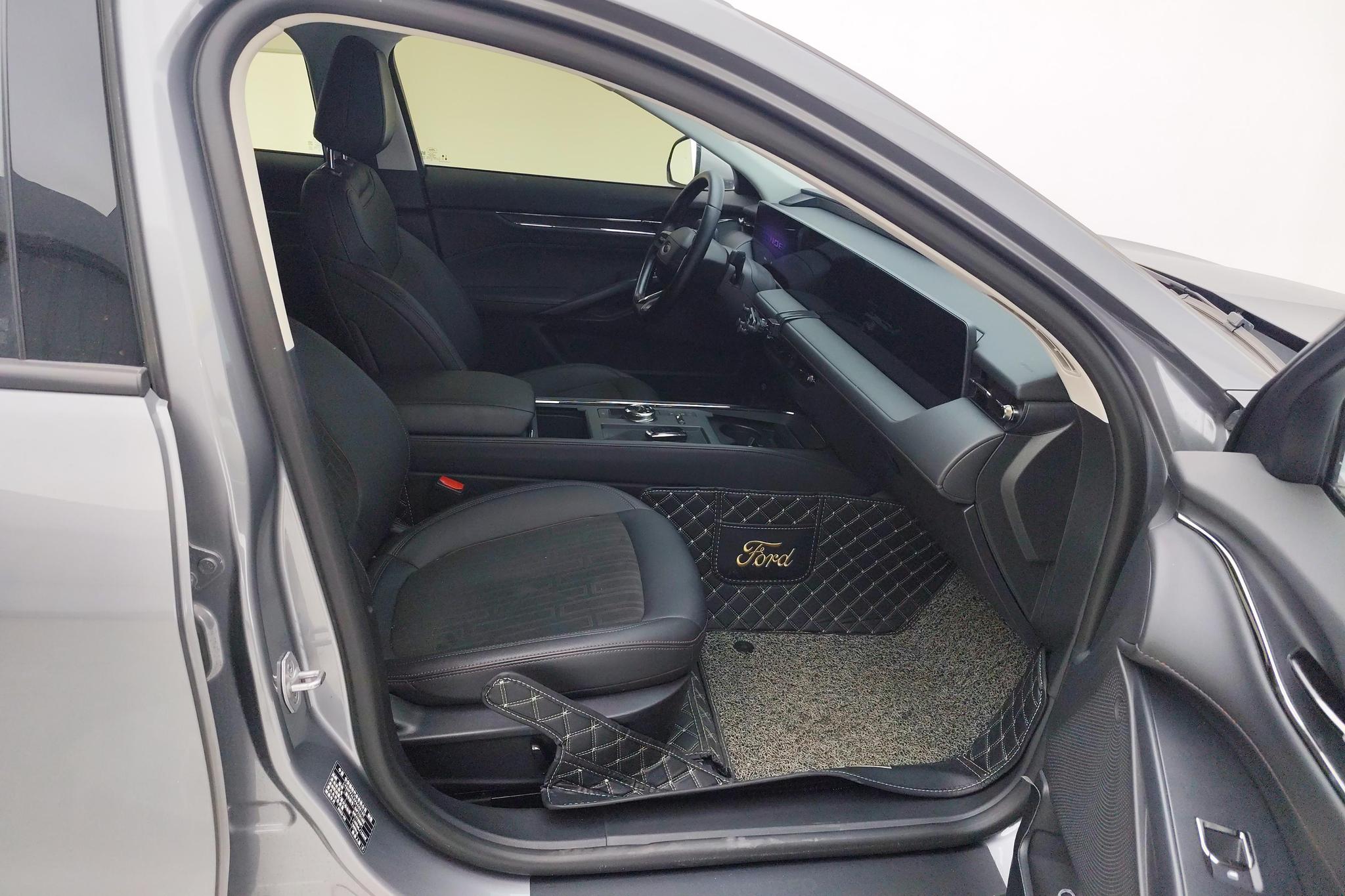 Ford Mondeo 2023 EcoBoost 180 Luxury