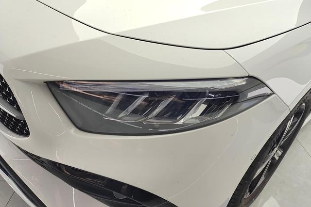 Mercedes-Benz A-Class 2023 A 200 L — фото 4