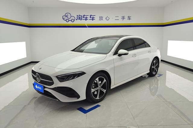 Mercedes Benz A-Class 2021 — фото 1