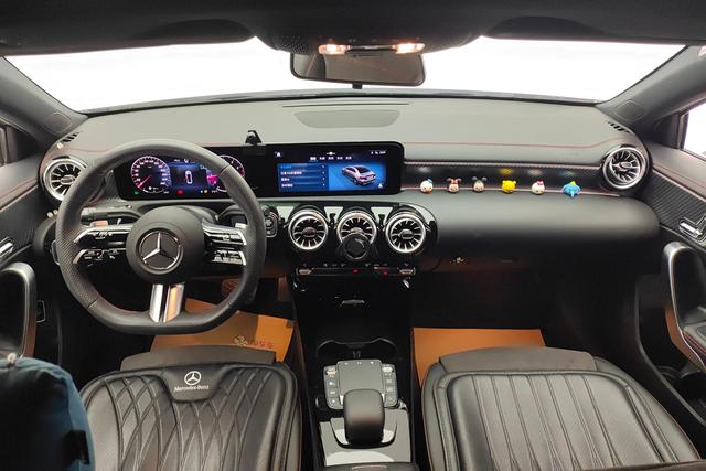 Mercedes Benz A-Class 2021 — фото 12