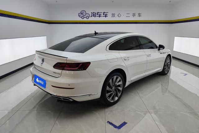 Volkswagen CC 2023 380 TSI — фото 3