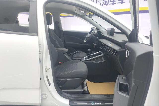 Wuling Xingchi 2022 1.5 L MT — фото 12