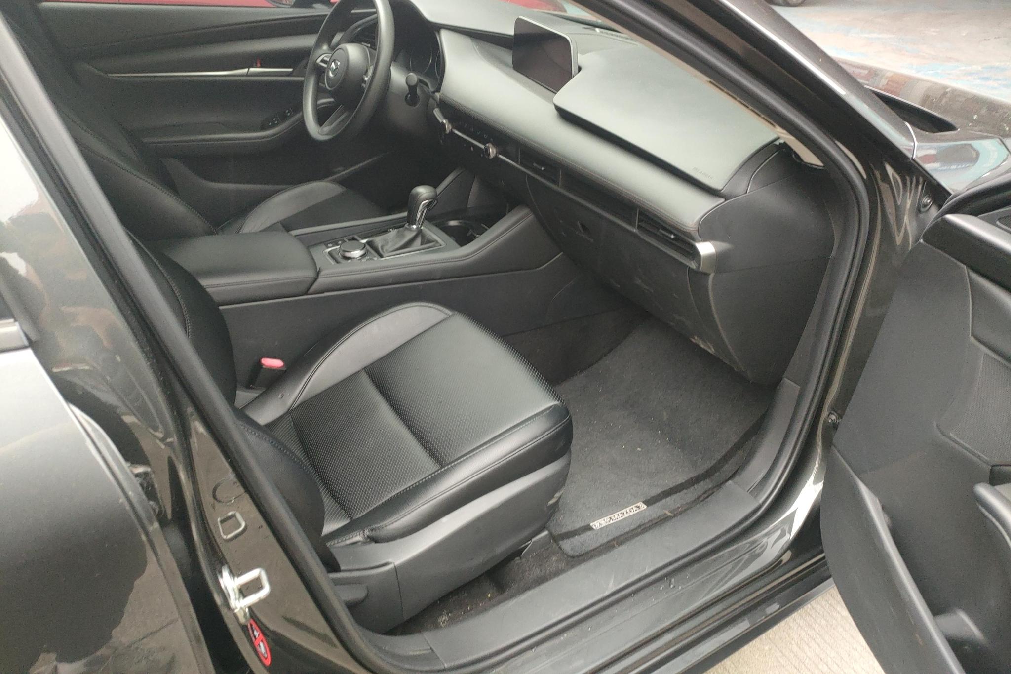 Mazda Mazda3 3 2022 2.0L AT