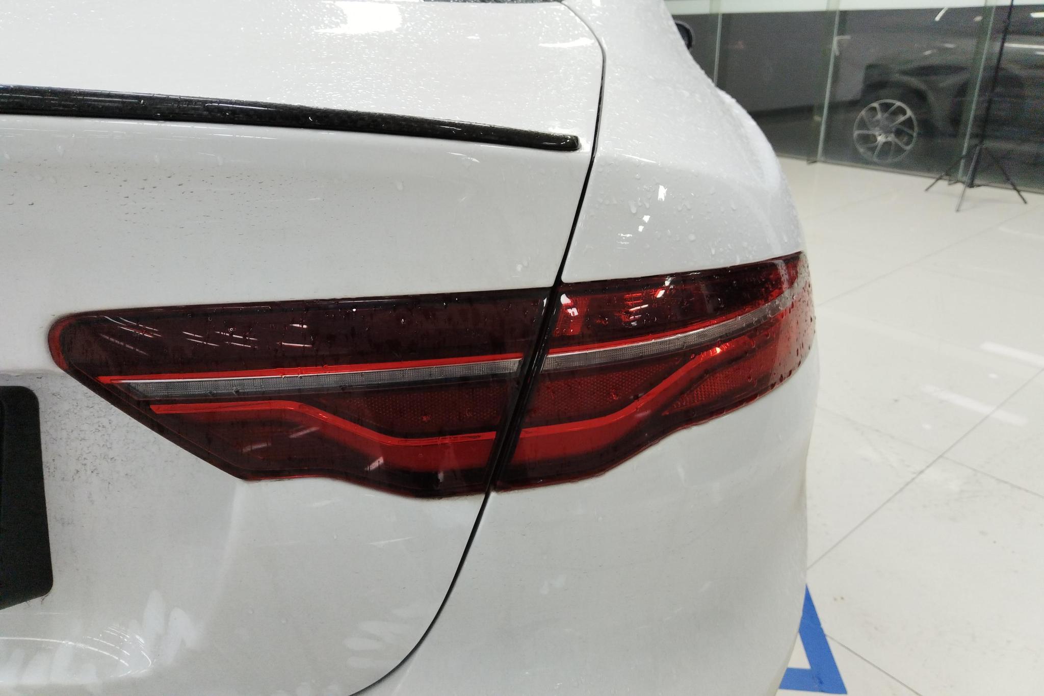 Jaguar XEL 2023 2.0T 250PS R-DYNAMIC S Sport