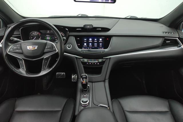 Cadillac XT5 2023 2.0 T 2 WD — фото 12