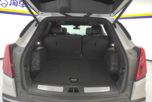 Cadillac XT5 2023 2.0 T 2 WD — фото 17