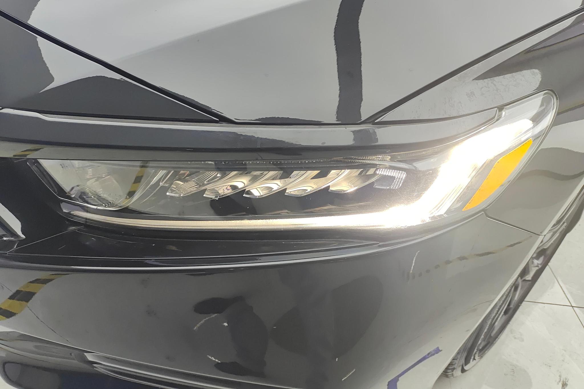 Honda Accord 2018 260TURBO Elite V
