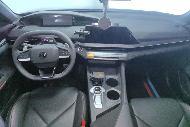 Changan UNI-V 2022 1.5 T — фото 11