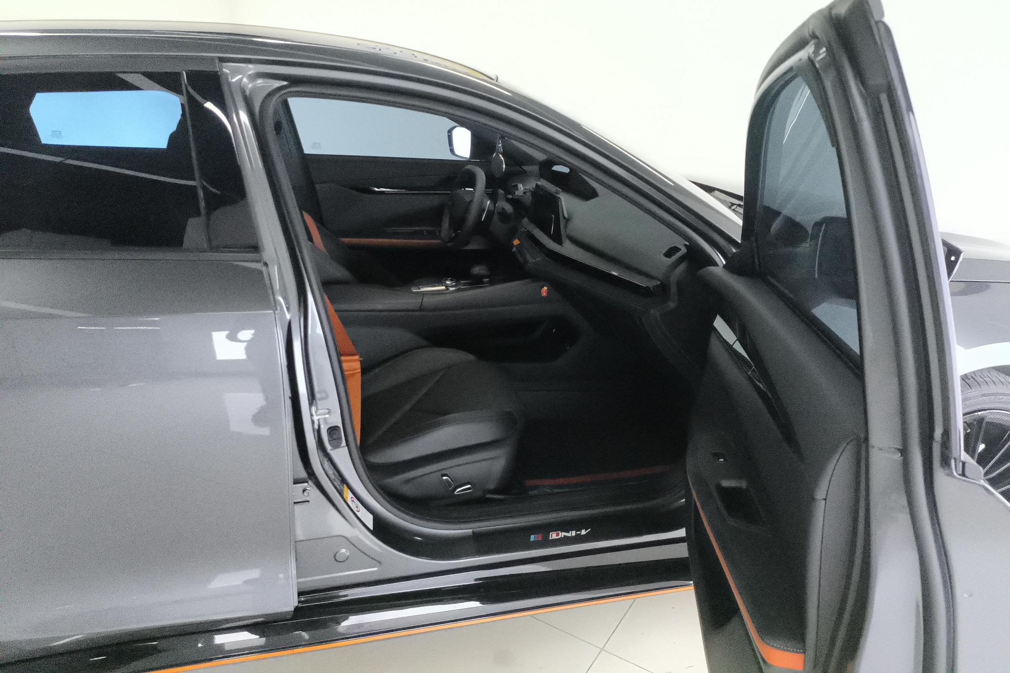 Changan UNI-V 2022 1.5T Sport