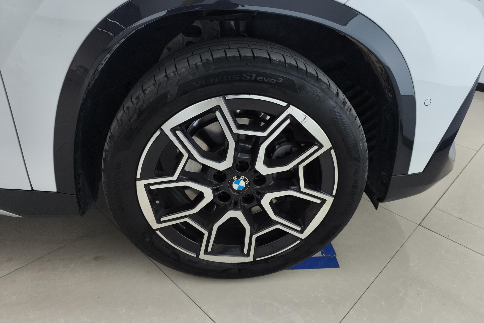 BMW X1 2023 sDrive25Li X