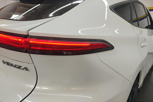 Toyota Venza 2023 2.0 L CVT 2 WD — фото 5