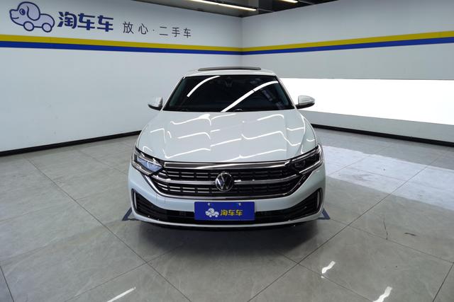 Volkswagen Sagitar 2023 300 TSI DSG — фото 2