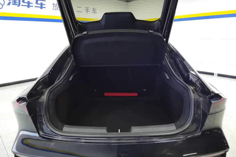Changan UNI-V 1.5 T Premium — фото 13