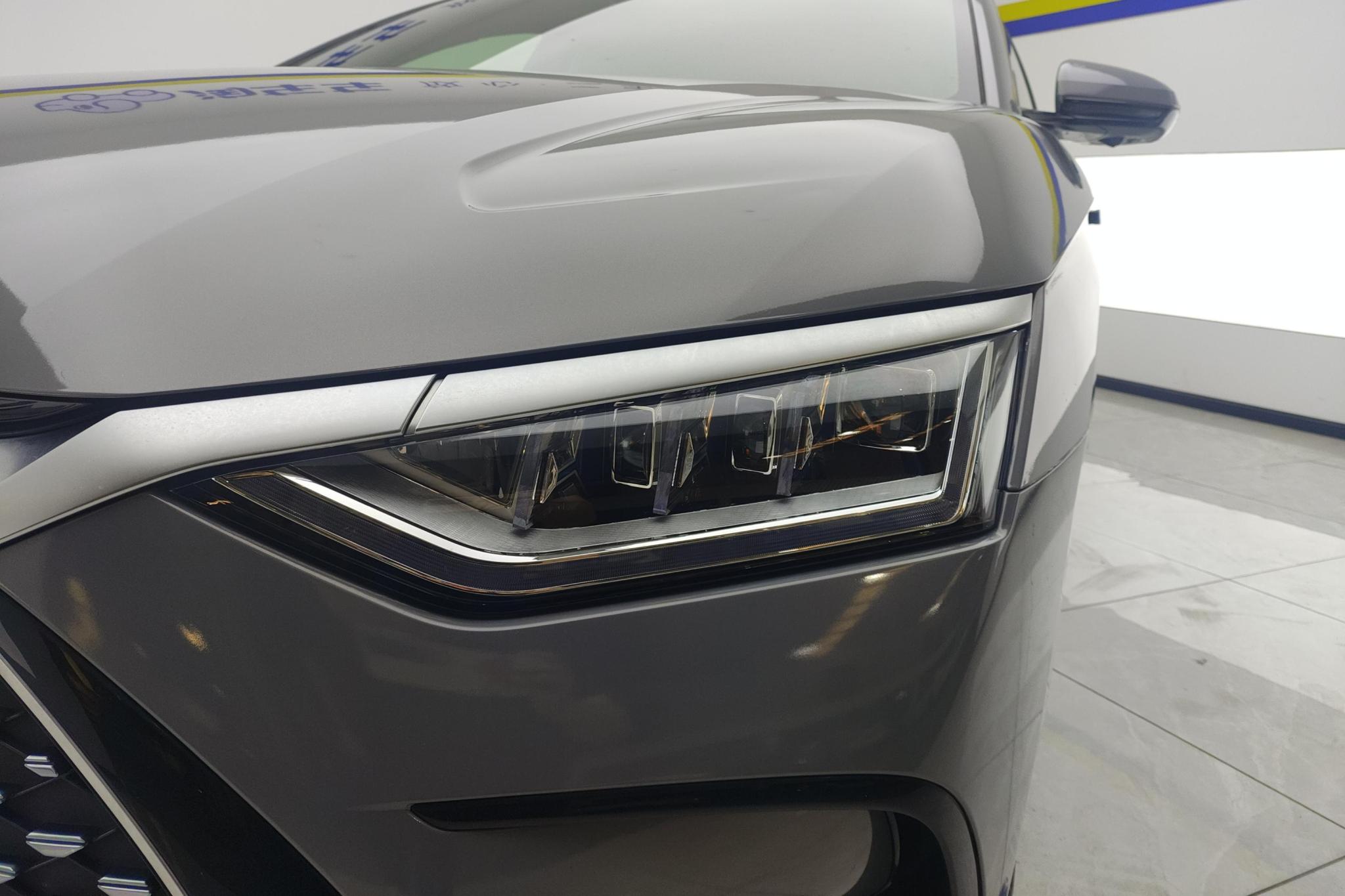BYD Han DM 2024 DM-i 121KM