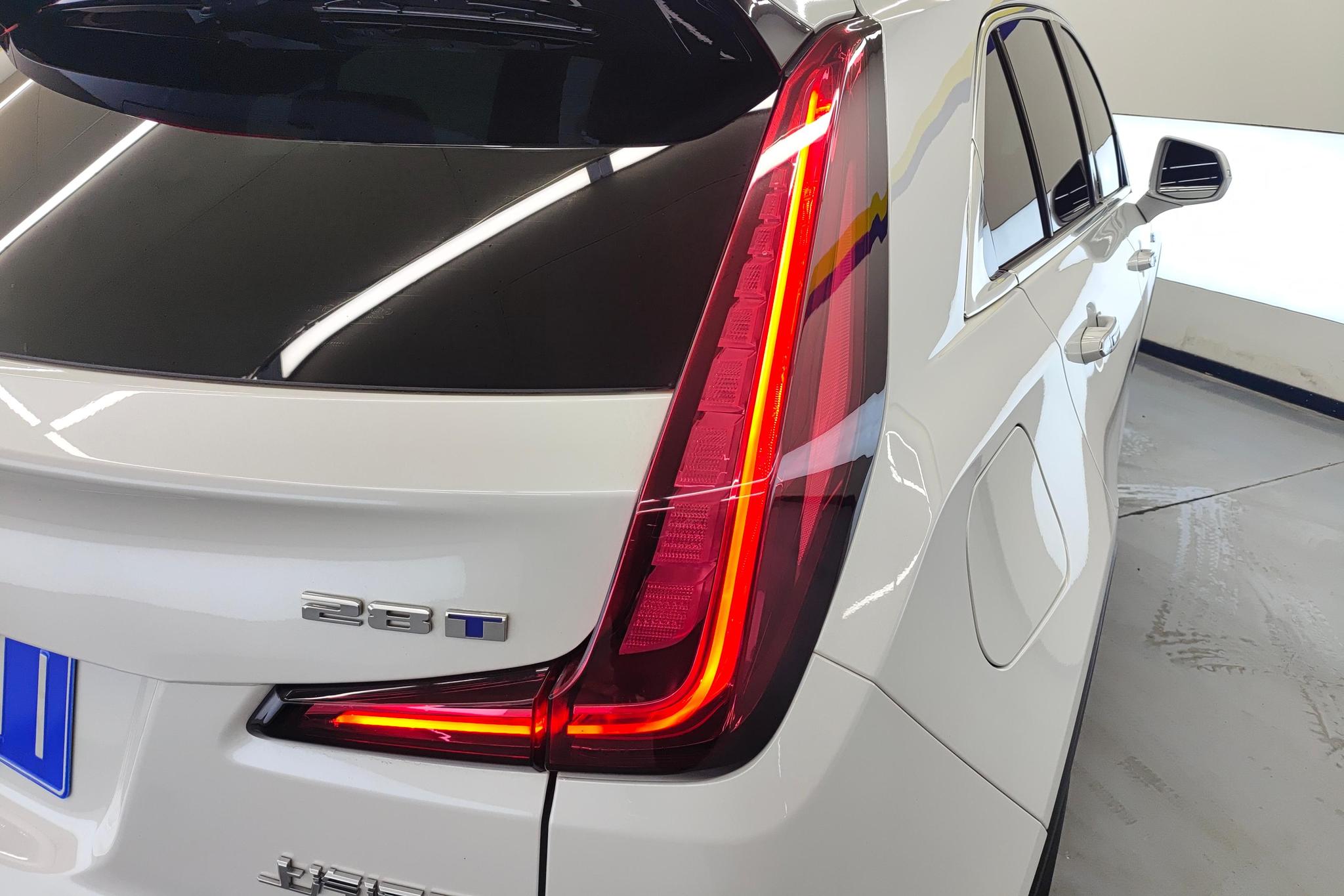 Cadillac XT4 2022 28T Luxury