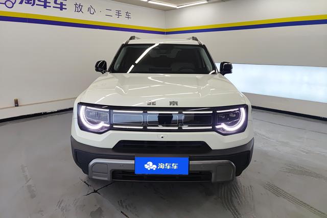 BAIC BJ30 2024 1.5 T DHT — фото 2
