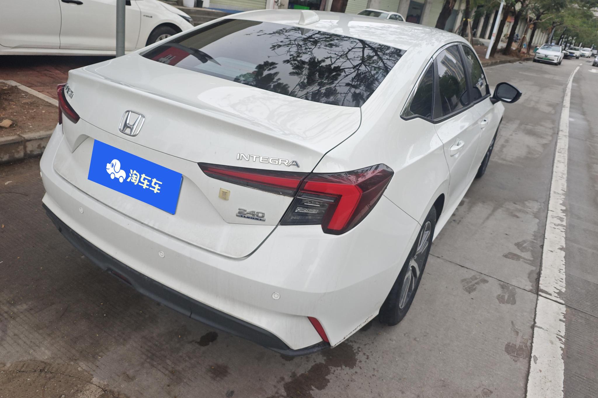 Honda Integra 2022 240TURBO CVT