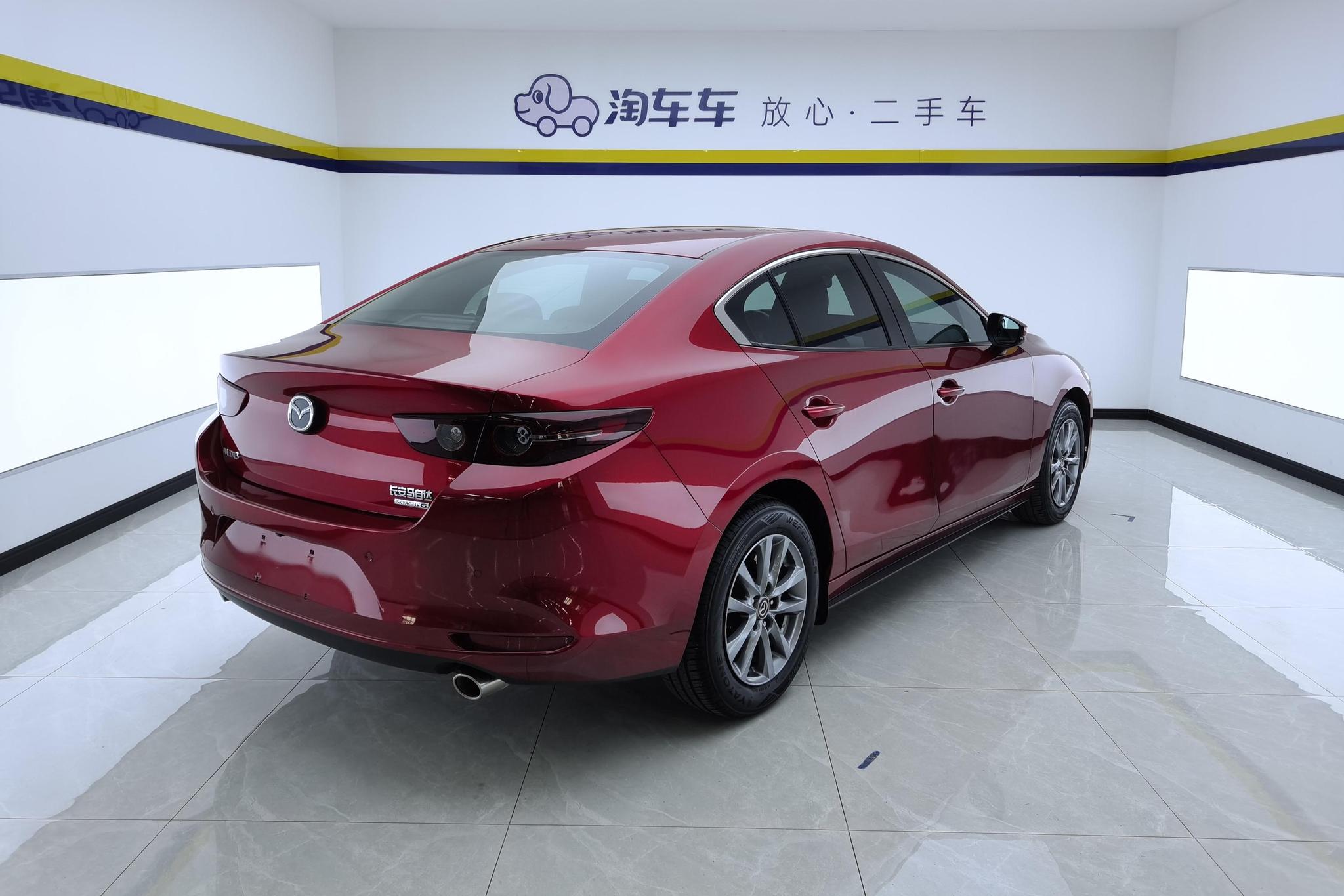 Mazda Mazda3 3 2021 2.0L AT