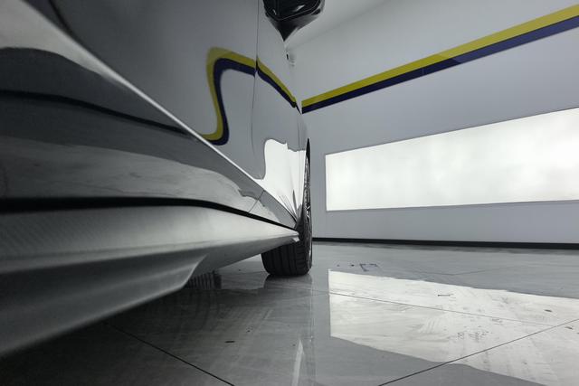 Changan UNI-V 2022 1.5 T Premium — фото 6