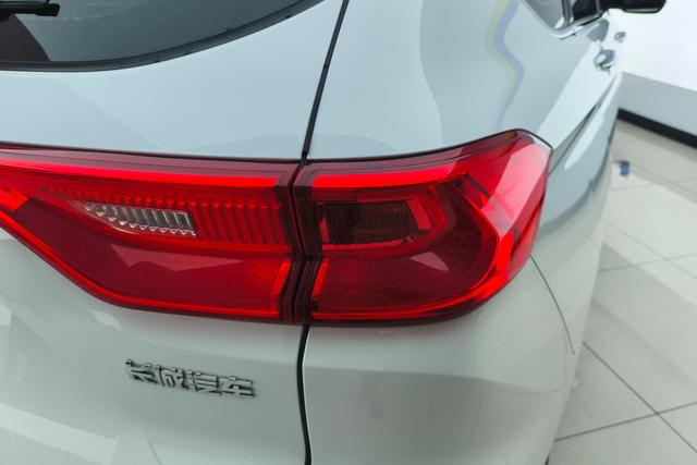 Haval M6 2023 PLUS 1.5 T DCT — фото 5