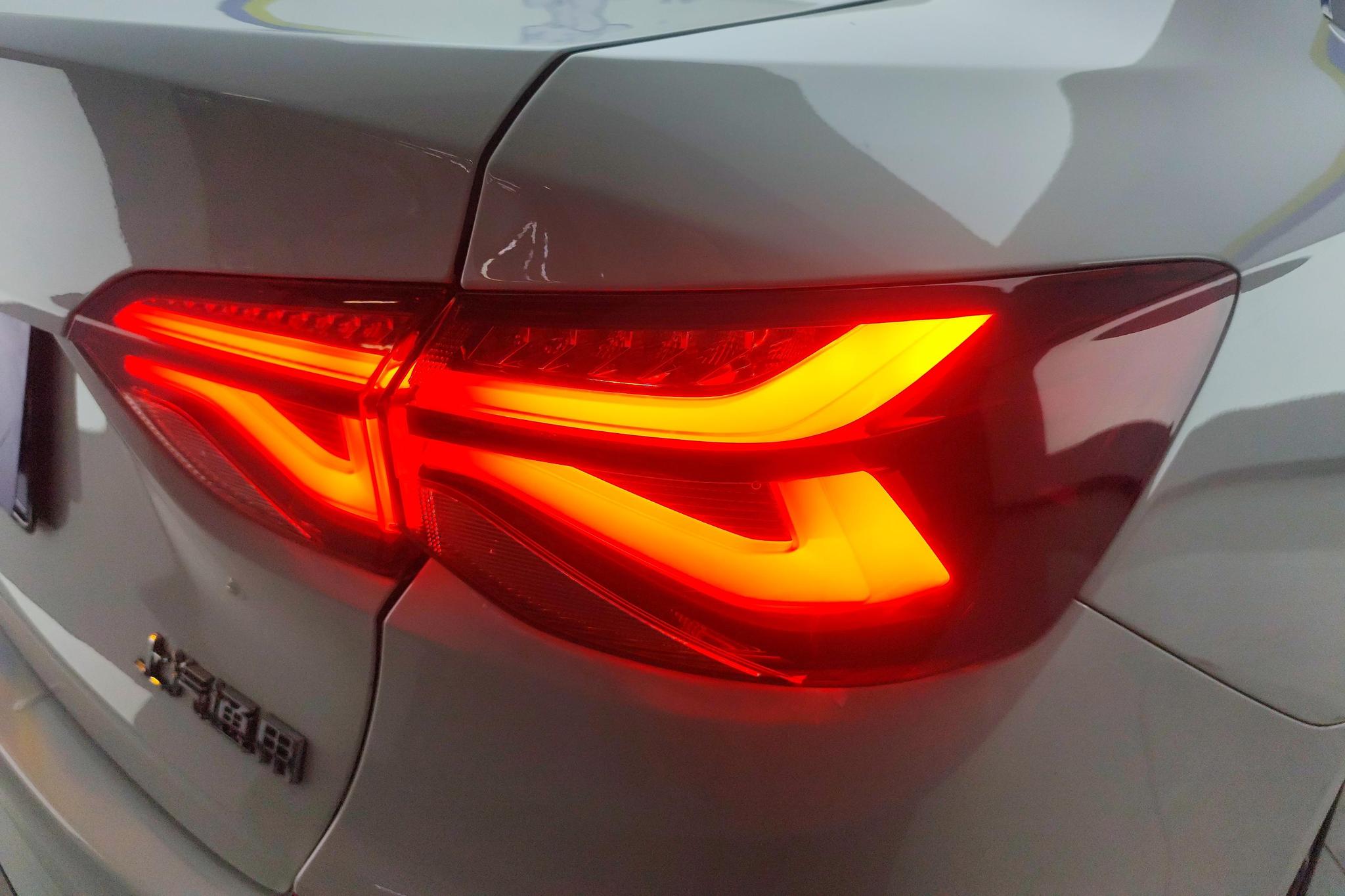 Chevrolet Monza 2020 320 AT Enjoy