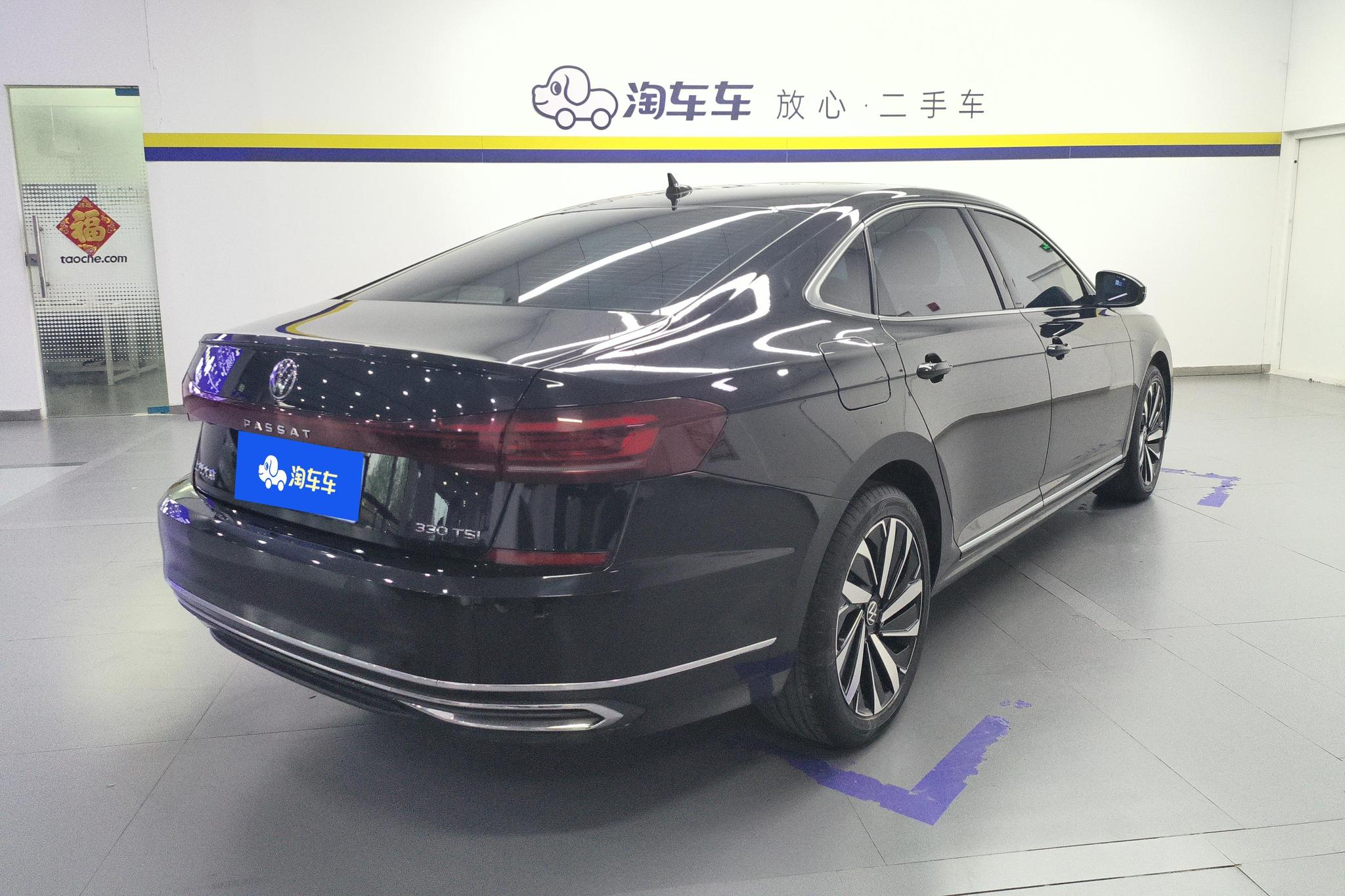 Volkswagen Passat 2022 330TSI Elite