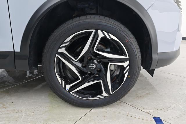 Nissan Qashqai 2025 2.0 L CVT XV+ — фото 10