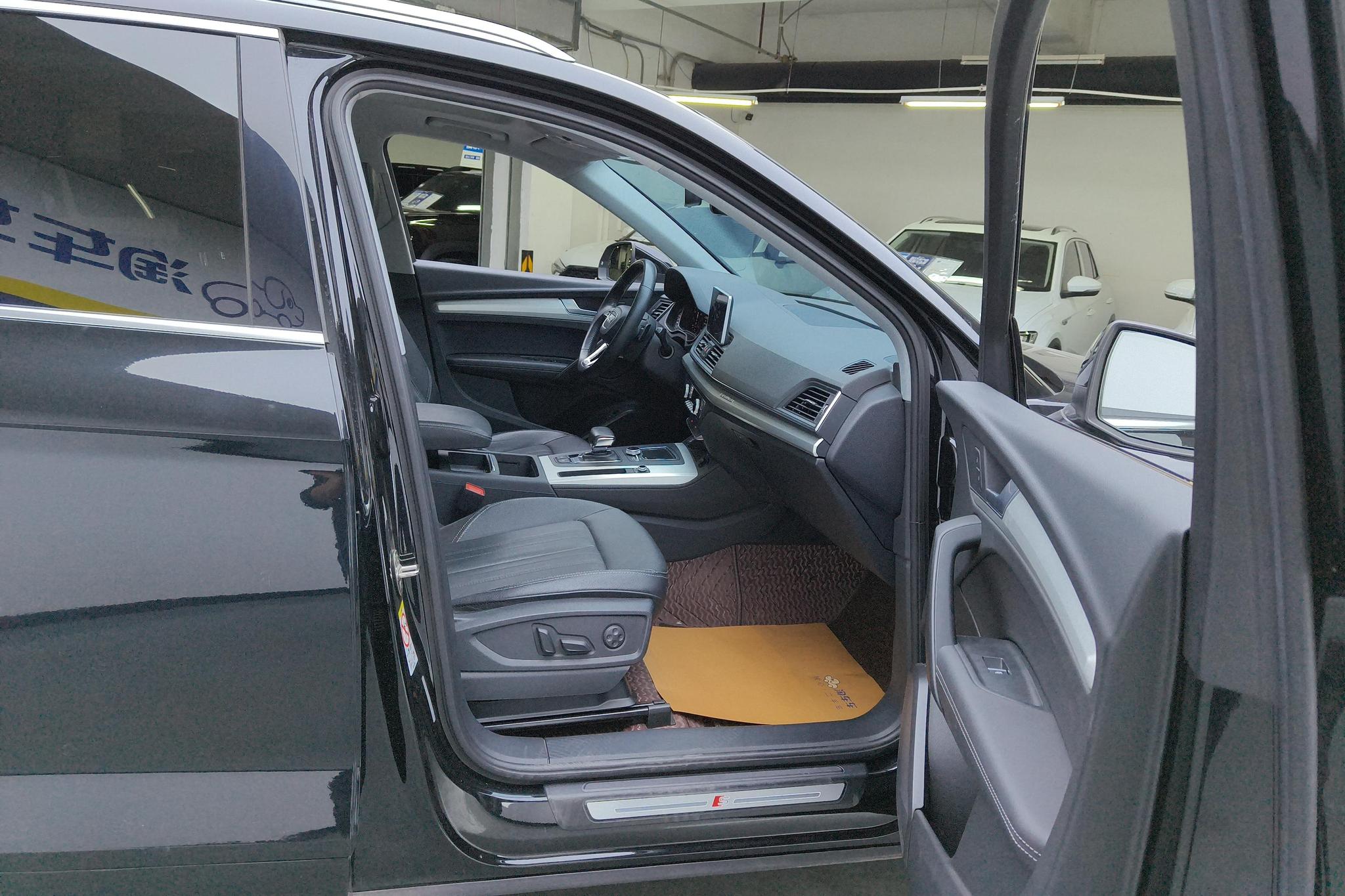 Audi Q5L 2020 40 TFSI Fashion