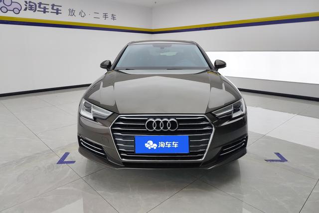 Audi A4L 2018 30 TFSI — фото 2