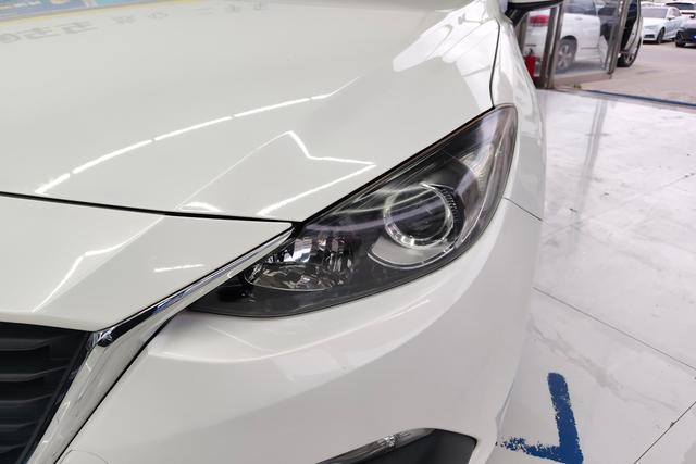 Mazda 3 2016 1.5 L ATComfort — фото 4