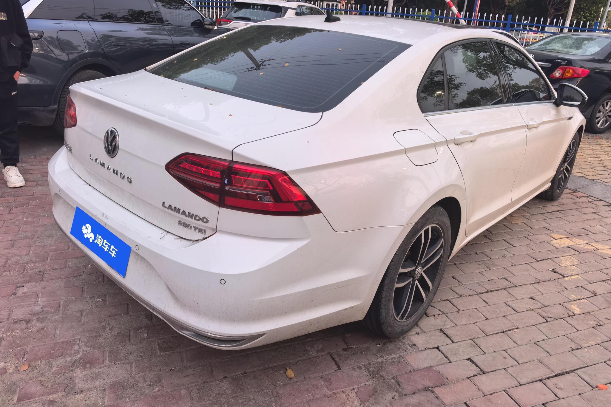 Volkswagen Lamando 2021 280TSI DSG Comfort