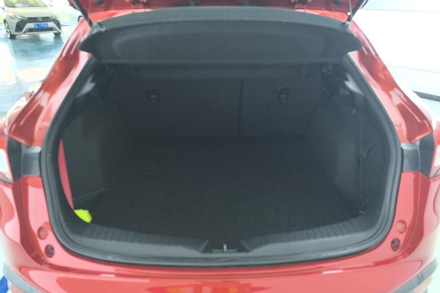 Mazda CX-4 2018 2.0 L AT 2 WD V — фото 17