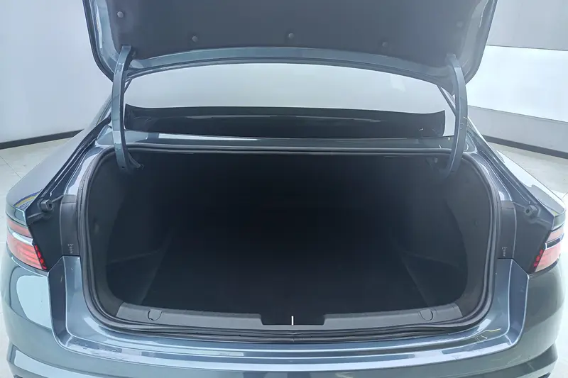 Geely Preface — фото 11
