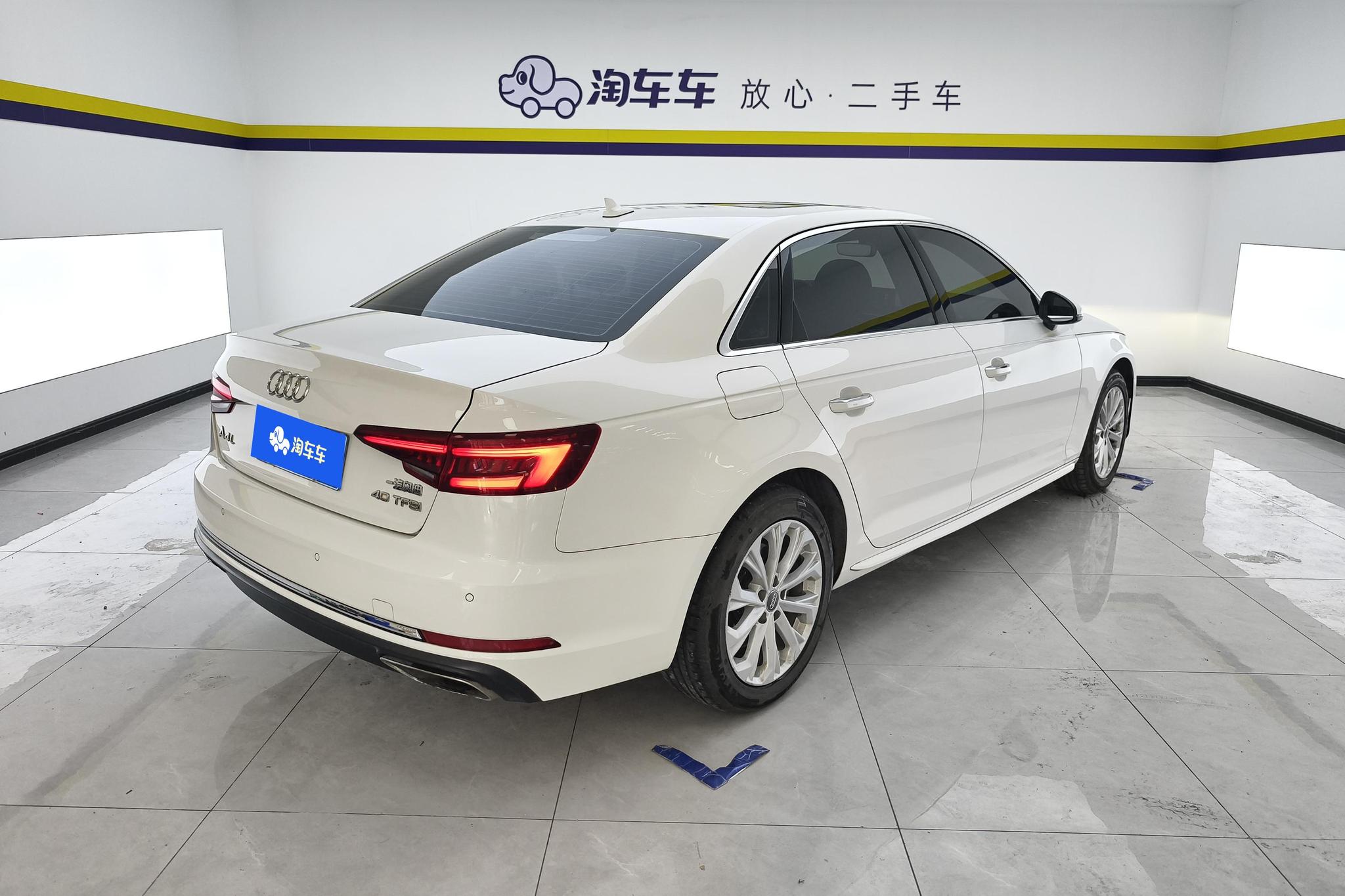 Audi A4L 2019 40 TFSI V