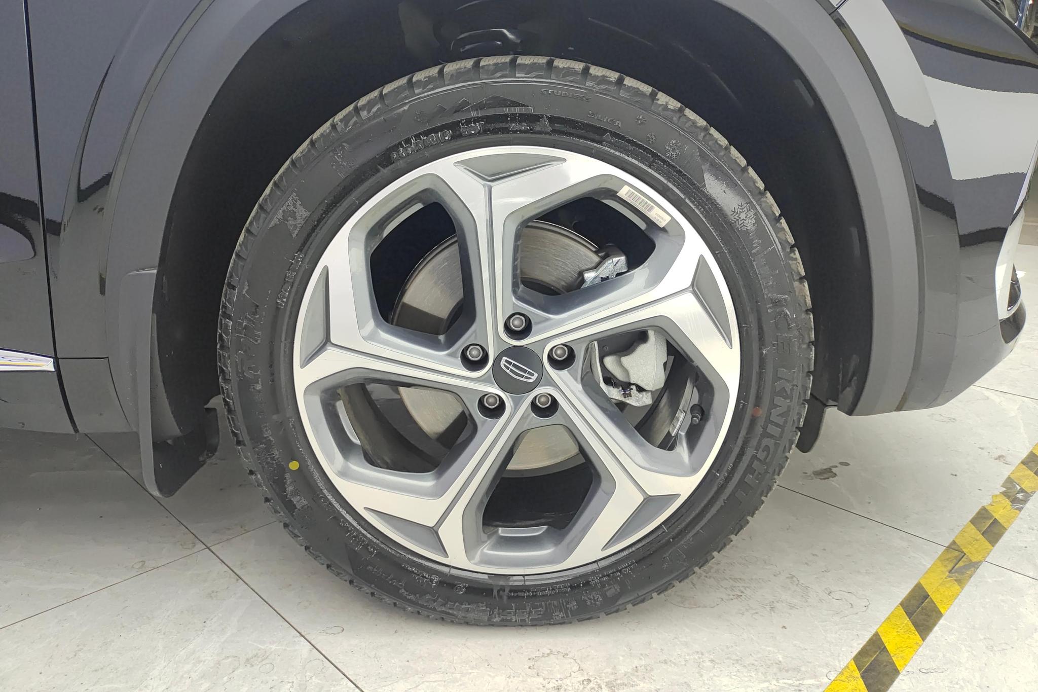 Geely Monjaro L 2024 2.0TD DCT EVO