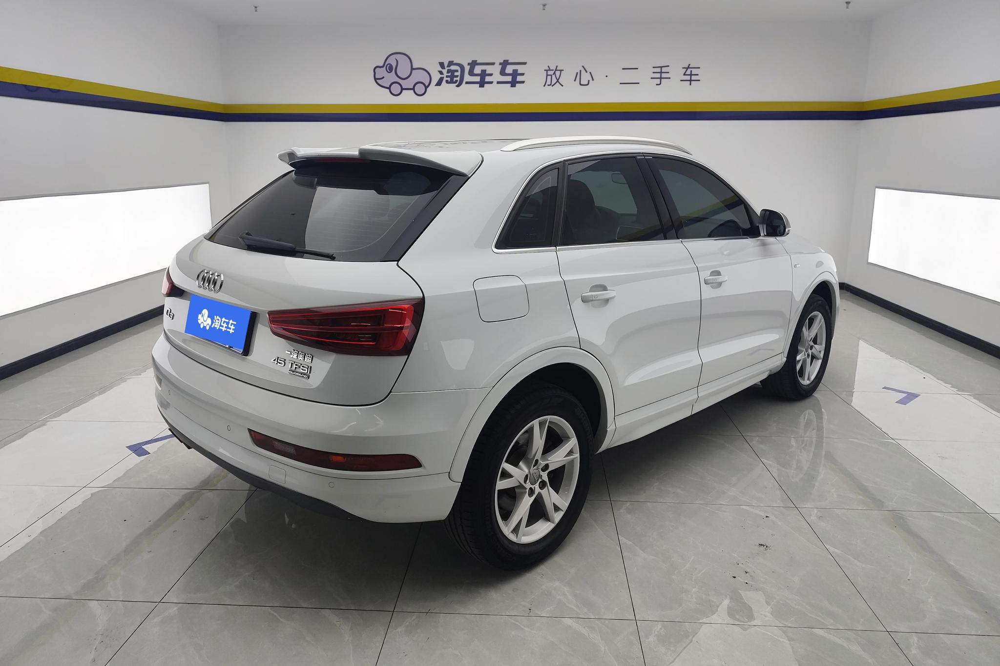 Audi Q3 2018 30 35 TFSI Fashion