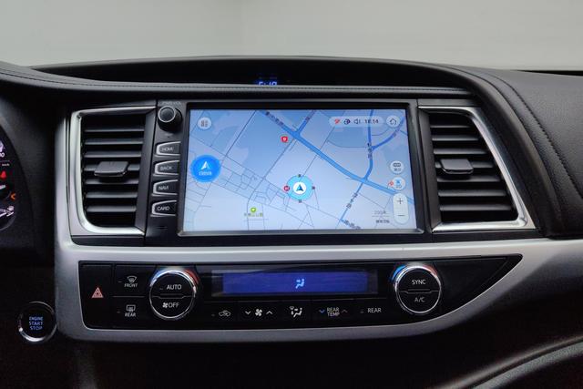 Toyota Highlander 2018 2.0 T 4 WD 7 V — фото 12