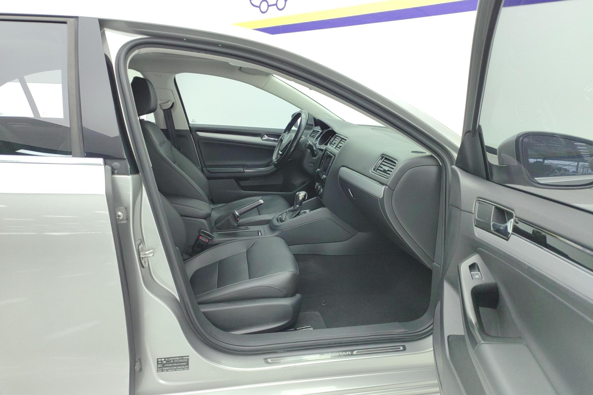 Volkswagen Sagitar 2018 280TSI DSG