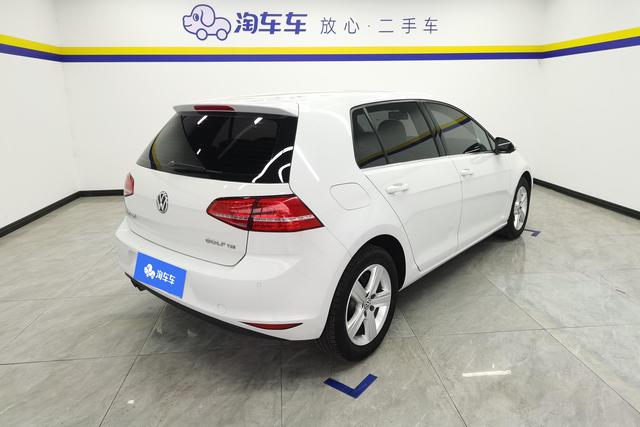 Volkswagen Golf 2015 1.4 TSI ATLuxury — фото 3