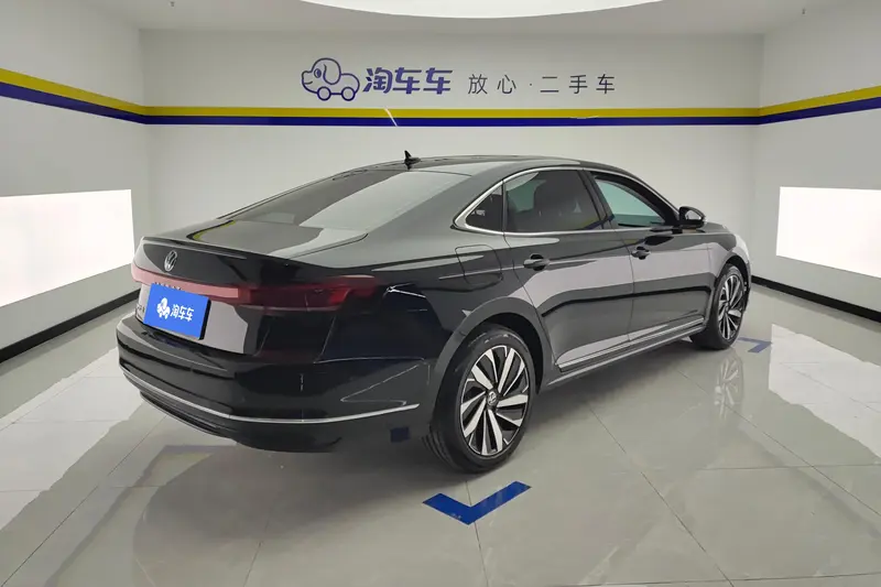 Volkswagen Passat — фото 3