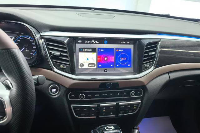 Trumpchi GS8 2017 320 T 2 WD 7 — фото 13